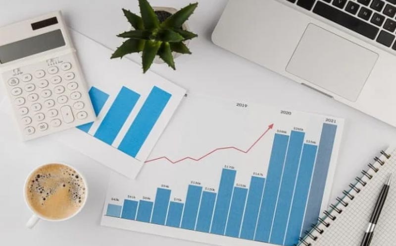 Doanh thu ròng có sự khác biệt gì so với tổng doanh thu?
